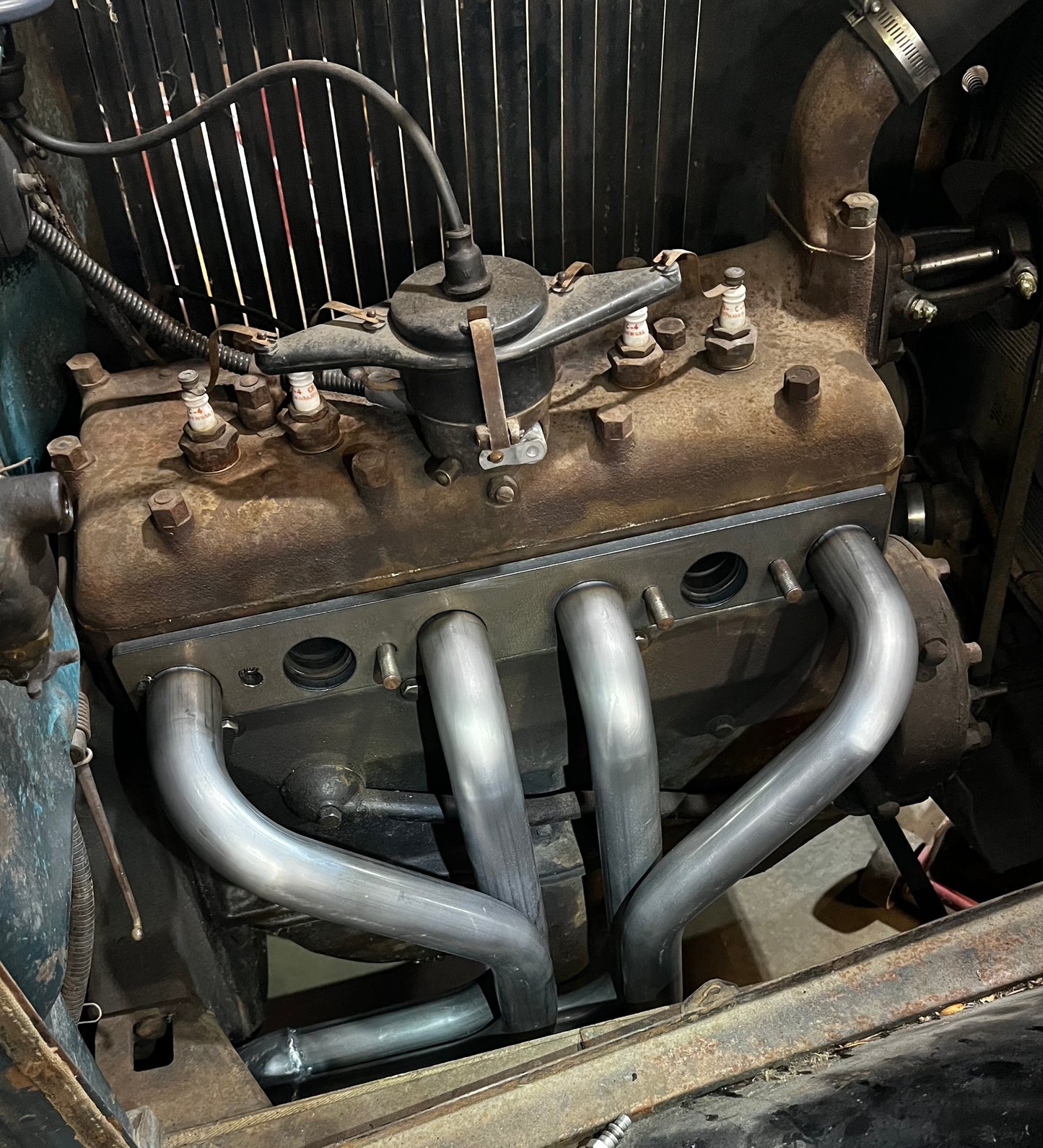 Model A Ford Banger Header